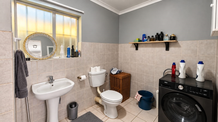 3 Bedroom Property for Sale in Ifafi North West